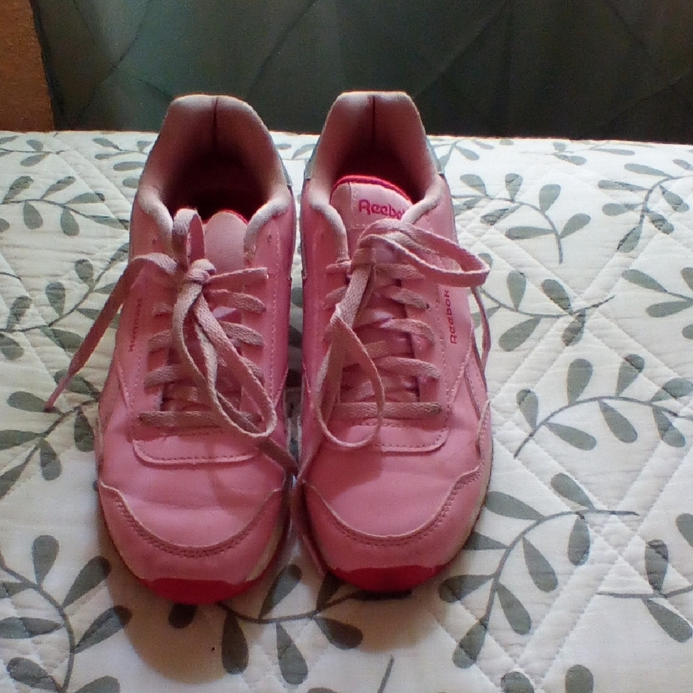 Reebok Sneakers
